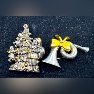 Set of two Vintage Christmas Holiday Brooches
